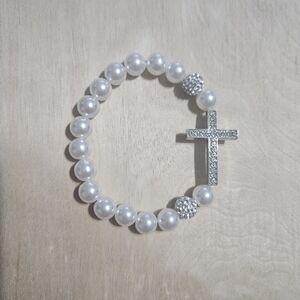 Cross Bracelet Fashion Bracelet.